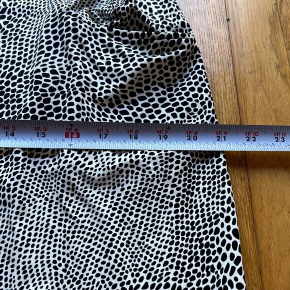 J. McLaughlin Size XL Black & White Animal Print 3/4 Sleeve Bodycon Shift Dress - Picture 9 of 16